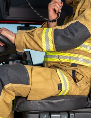 REINFORCED - FF NOMEX TECHNICAL RESUE...